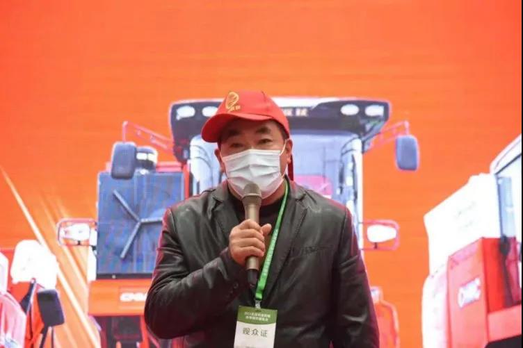 秉承“用戶
”價值理念 鄭州中聯(lián)農(nóng)機(jī)用戶俱樂部成立