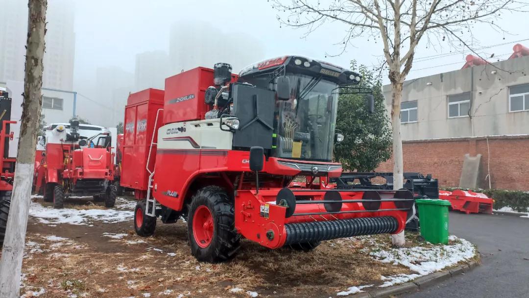 中聯(lián)收獲花生機發(fā)動機冬季保養(yǎng)指南 冬季.jpg